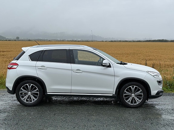 Peugeot 4008 3 of 27