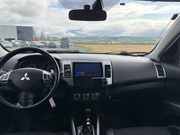 Mitsubishi Outlander 12 of 20