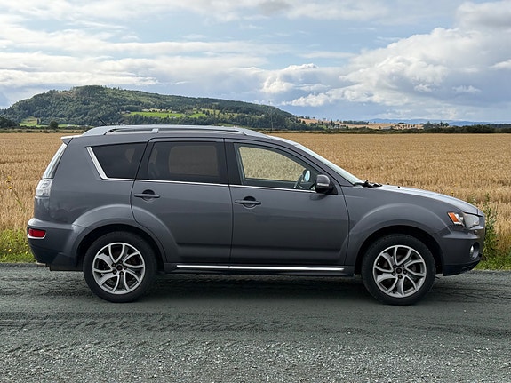 Mitsubishi Outlander 3 of 20