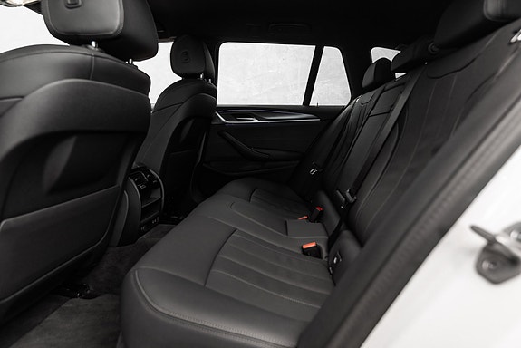 BMW 520d 14 of 30