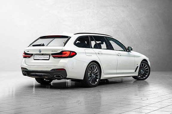 BMW 520d 3 of 30