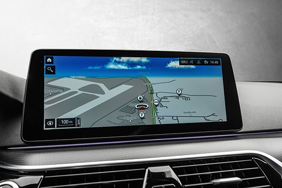 BMW 520d 24 of 30