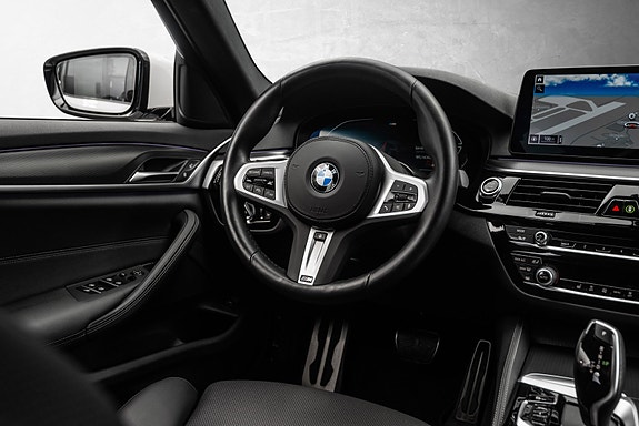 BMW 520d 18 of 30