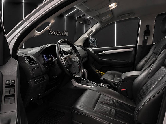 Isuzu D-max 9 of 30
