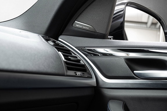 BMW iX3 14 of 29