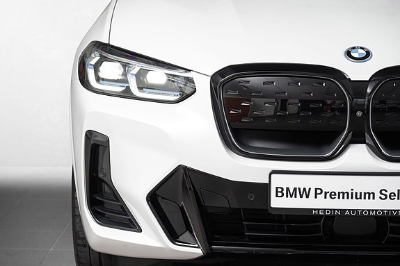 BMW iX3 3 of 29