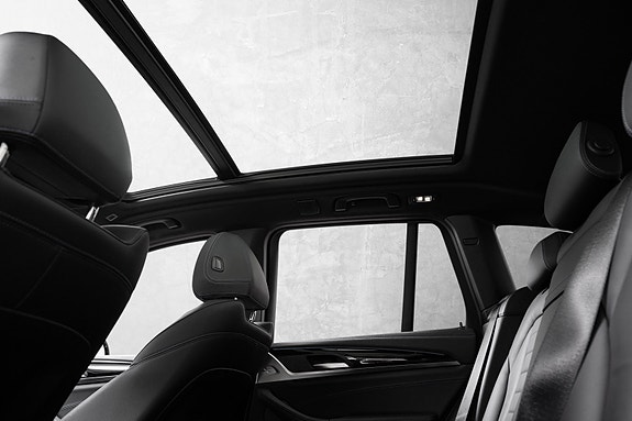 BMW iX3 19 of 29