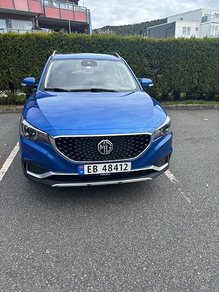 MG ZS EV 2 of 6
