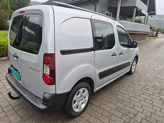 Peugeot Partner 8 of 30