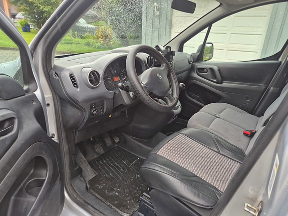 Peugeot Partner 13 of 30