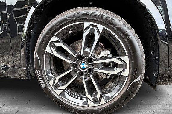 BMW iX1 30 of 30