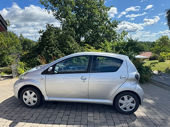Toyota Aygo 7 of 11