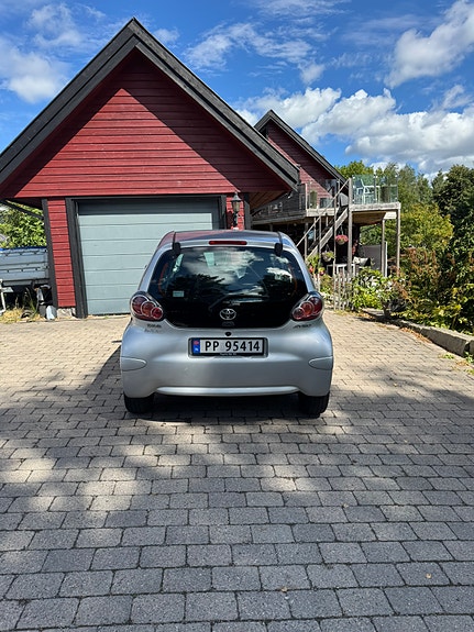 Toyota Aygo 6 of 11