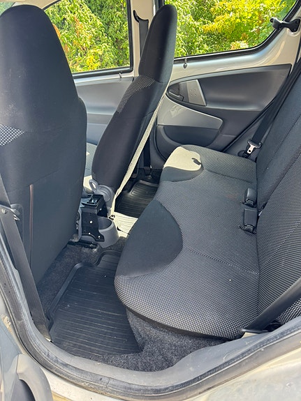 Toyota Aygo 10 of 11