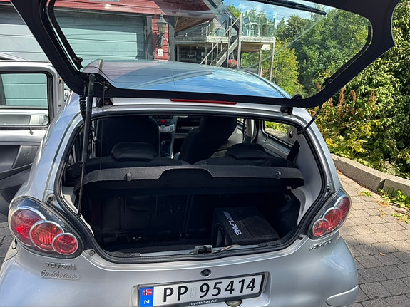 Toyota Aygo 2 of 11