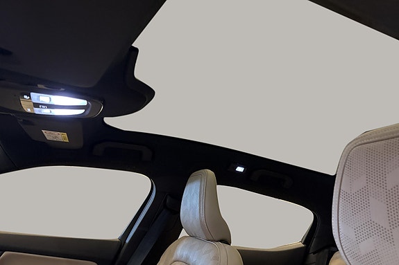 Polestar 2 13 of 23
