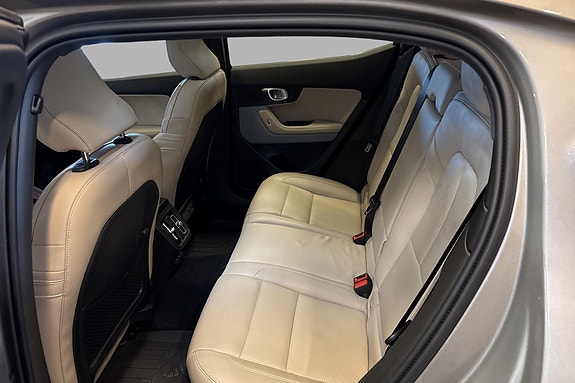 Polestar 2 12 of 23