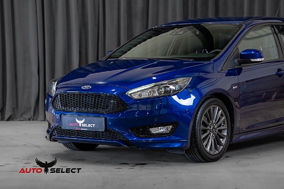 Ford Focus 7 of 30