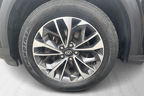 Maxus Euniq 6 15 of 18