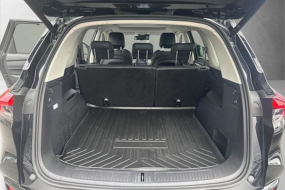 Maxus Euniq 6 12 of 18