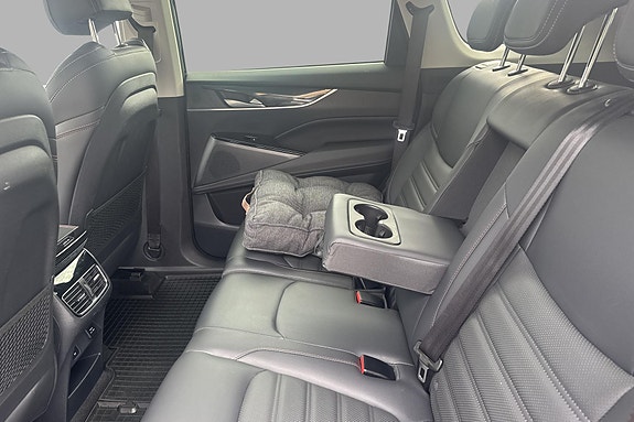 Maxus Euniq 6 11 of 18