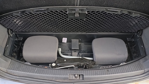 Volkswagen Touran 27 of 30