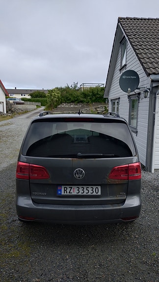 Volkswagen Touran 8 of 30