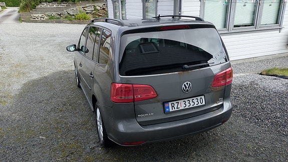 Volkswagen Touran 4 of 30