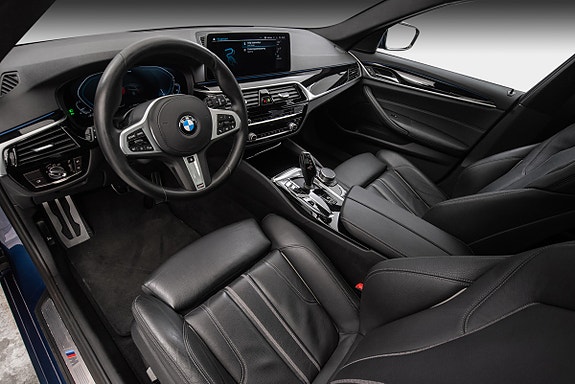 BMW 530e 19 of 30