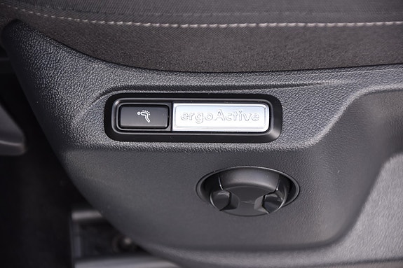 Volkswagen Tiguan 12 of 30