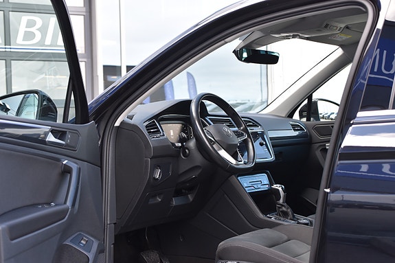 Volkswagen Tiguan 9 of 30