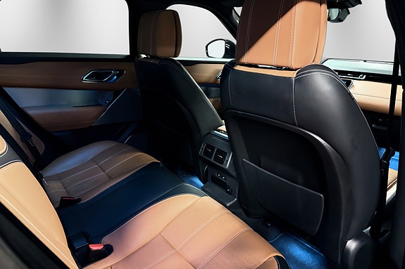 Land Rover Range Rover Velar 26 of 30