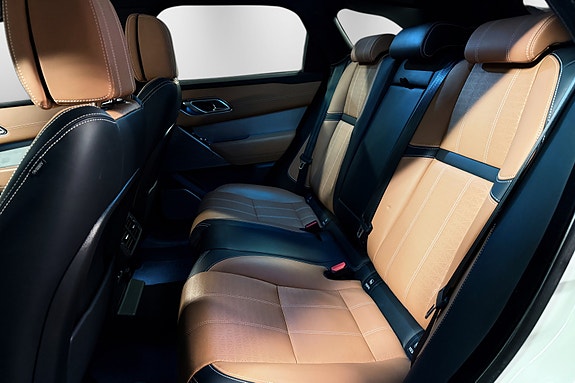Land Rover Range Rover Velar 27 of 30