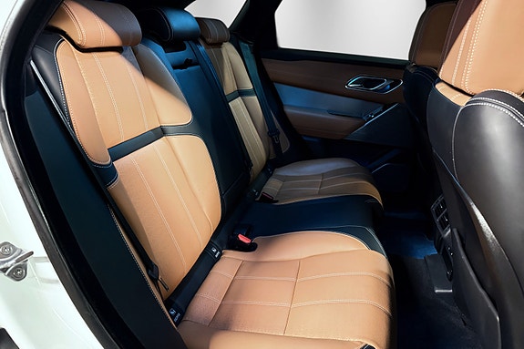 Land Rover Range Rover Velar 25 of 30