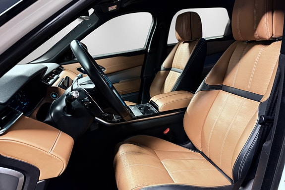 Land Rover Range Rover Velar 19 of 30