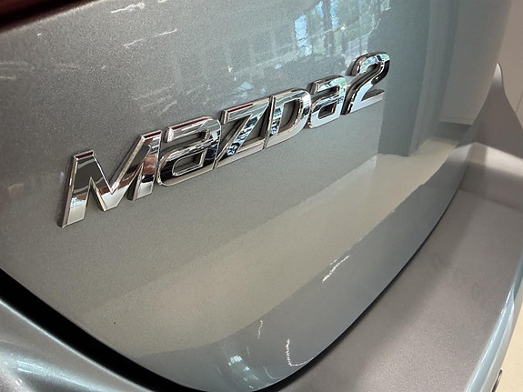 Mazda 2 5 of 26