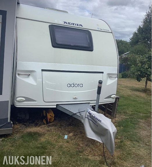 Adria 613 2 of 19