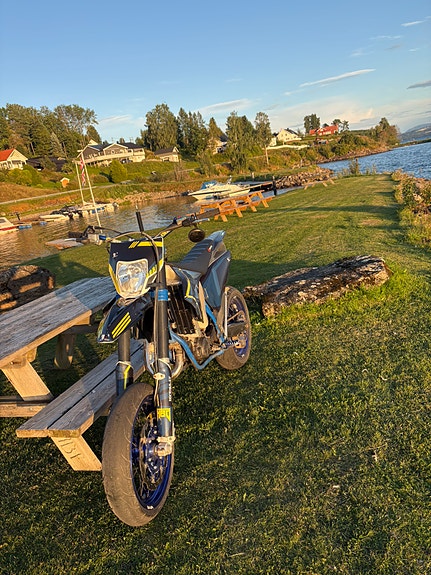 Husaberg TE 125 3 of 5