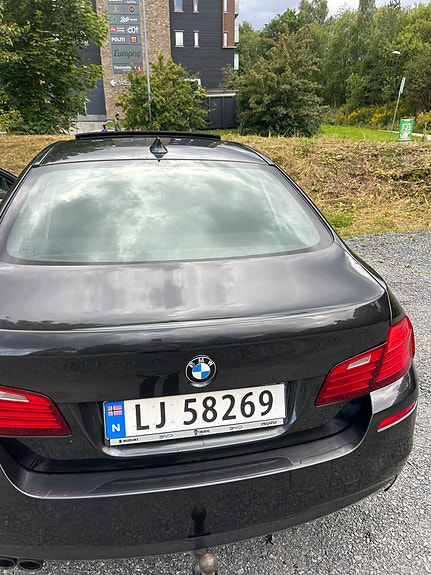 BMW 520d 4 of 10
