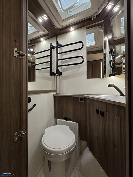 KABE Royal 560 GLE 2026 // Kampanje //Lithium // Solcellepakke 10 of 14