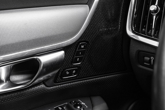 Volvo V90 13 of 30