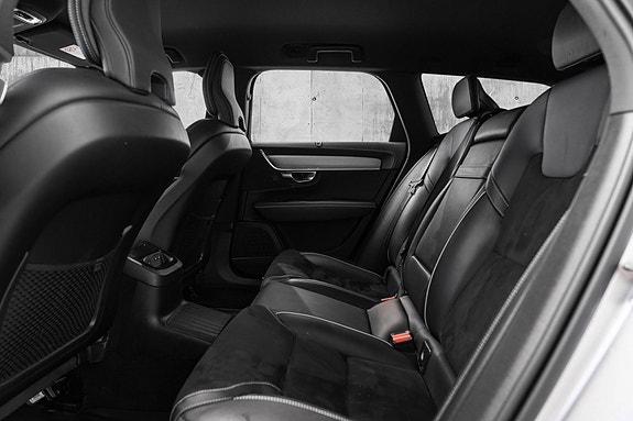 Volvo V90 18 of 30