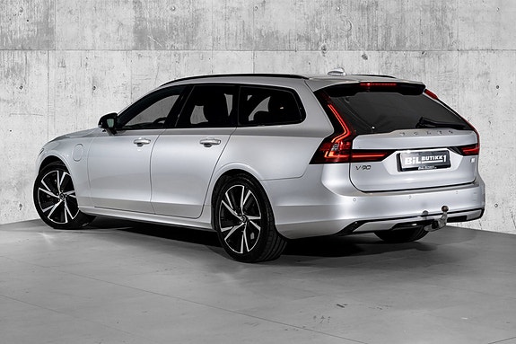 Volvo V90 2 of 30