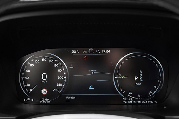 Volvo V90 24 of 30