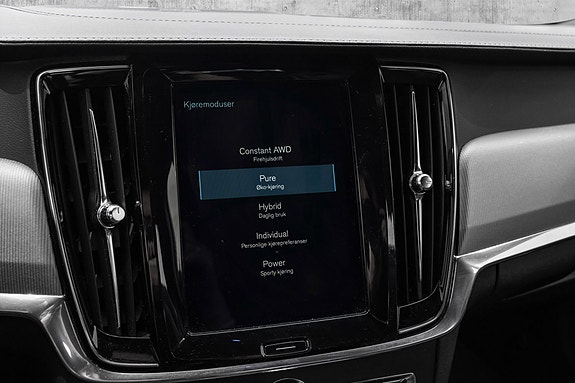 Volvo V90 27 of 30
