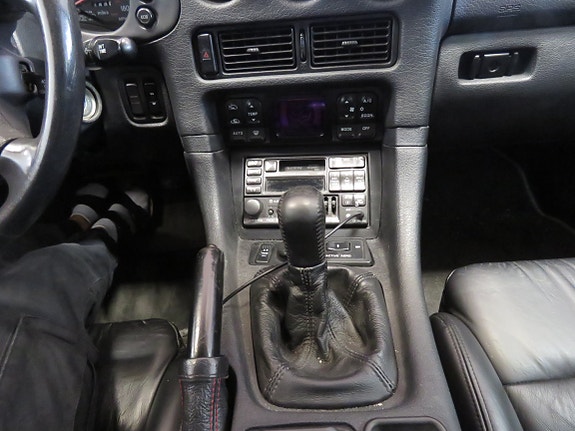 Mitsubishi 3000 GT 15 of 21