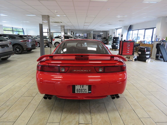 Mitsubishi 3000 GT 4 of 21