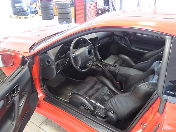 Mitsubishi 3000 GT 9 of 21