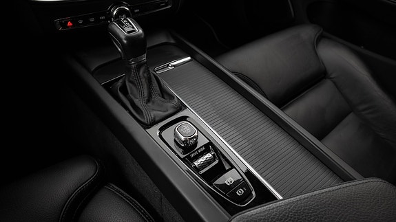 Volvo V60 Cross Country 14 of 30