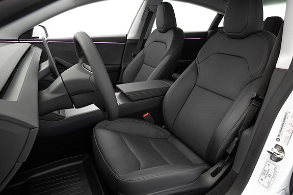 Tesla Model 3 10 of 30